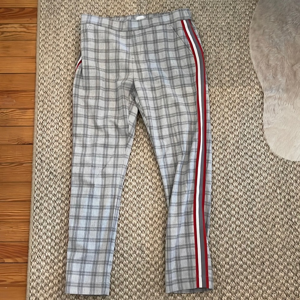 New With Tags Ecru Jogger pant with Stripe down Side